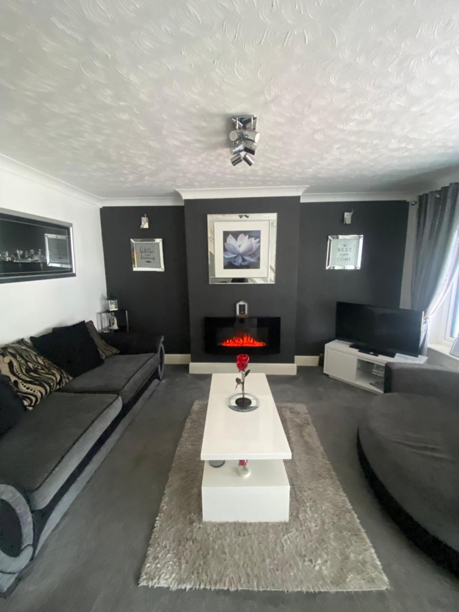 The Brook House - Spacious 3 Bed Home From Home In Burton Extérieur photo